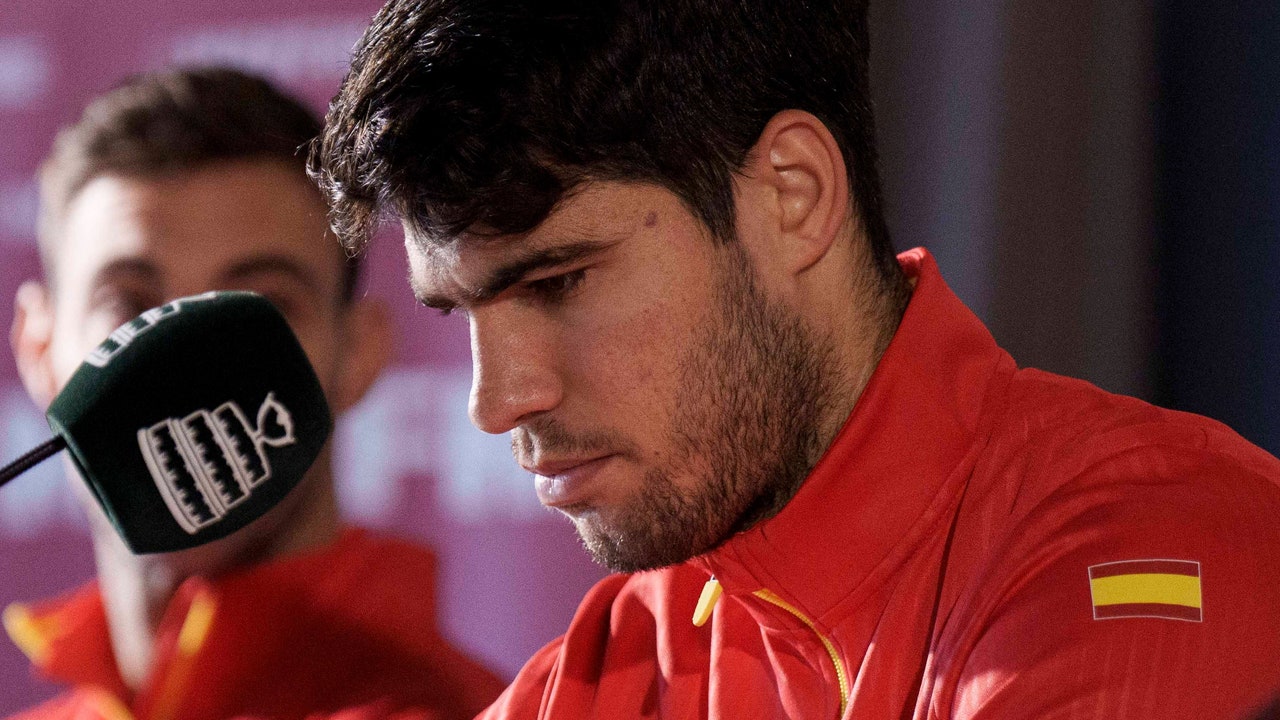 "Como no ha ganado suficiente dinero..."