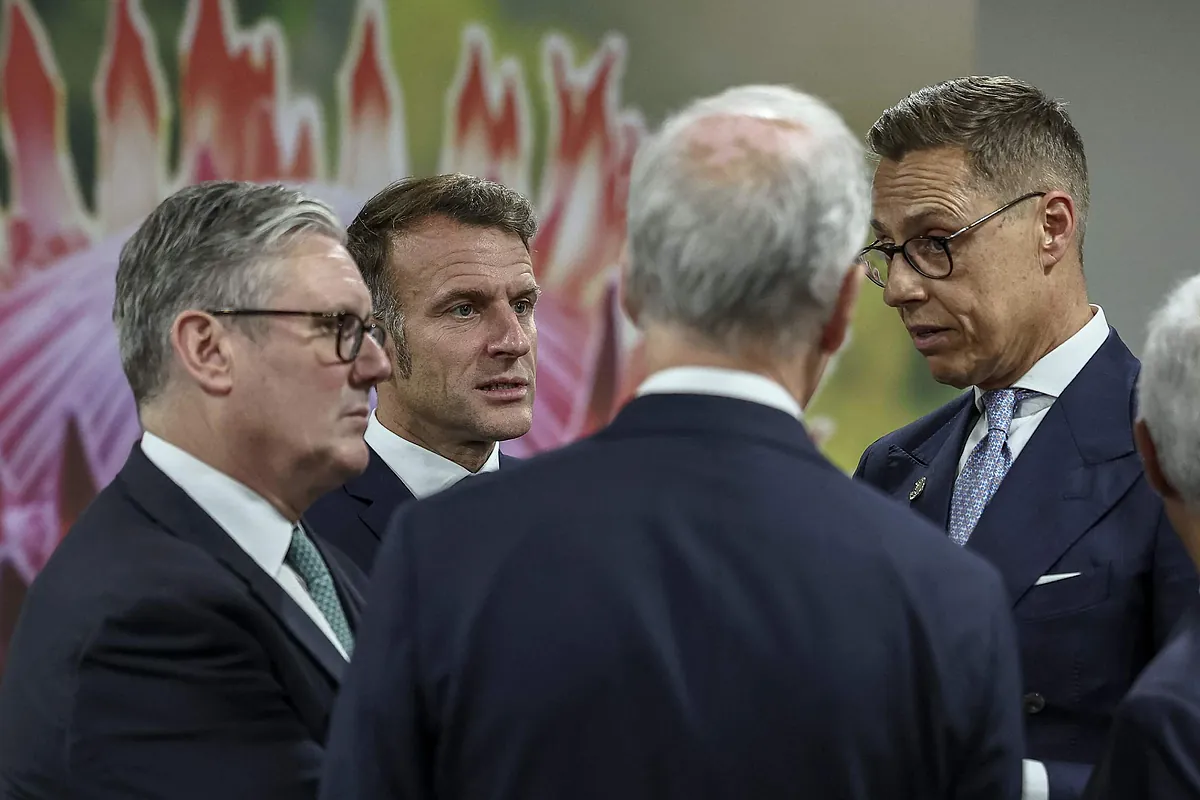 Los aliados de Zelenski se reúnen en el G20 y rechazan el plan para Ucrania de Trump porque la "deja vulnerable a futuros ataques"