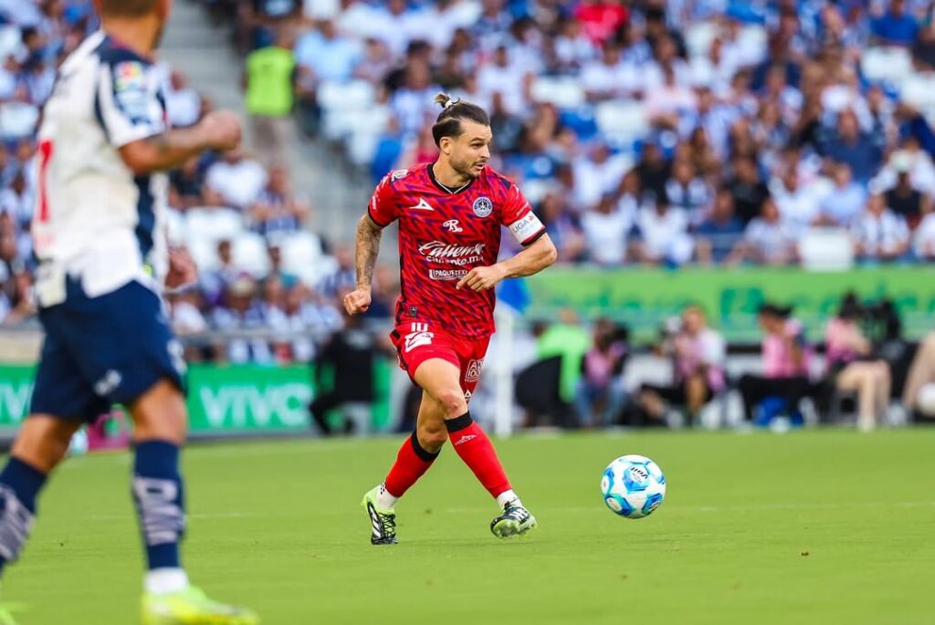 La Provincia Diario de Las Palmas informa que la entidad amarilla estaría buscando un delantero para el mercado de invierno. El nombre de Nicolás Benedetti sigue sonando con fuerza. Con el objetivo continuo de seguir mejorando trabaja la dirección deportiva de la Unión Deportiva Las Palmas. De cara al próximo mercado de invierno, el nombre