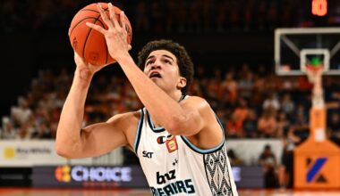 Karim López rumbo a la NBA: victoria clave y 15 puntos