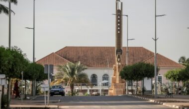 Militares toman el "control total" de Guinea-Bisáu y "suspenden" el proceso electoral