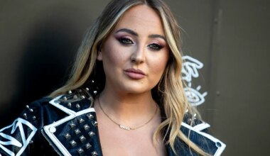 La Justicia condena a Óscar Cornejo y Adrián Madrid a dos años de cárcel y de inhabilitación por revelar el episodio de Rocío Flores cuando era menor con su madre Rocío Carrasco - El Mundo