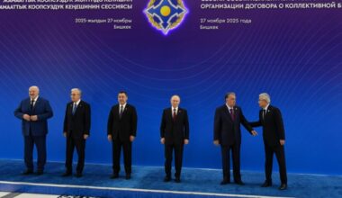 Rusia parará los combates si Ucrania se retira, afirma Putin