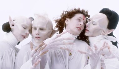 Eduardo Casanova: "Quería mezclar comedia, vampiras y VIH para abrir un debate" - El Mundo