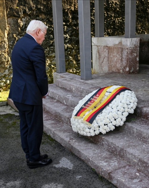 El presidente alemán realiza visita histórica a Guernica, bombardeada por los nazis
