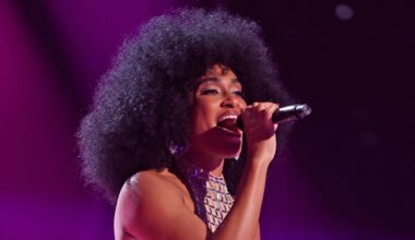 Nayo brilla en el escenario de La Voz con su interpretación de ‘Is that alright?’