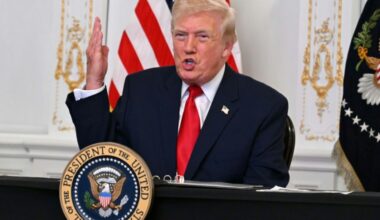 Trump afirma que operaciones contra narcotraficantes venezolanos comenzarán "muy pronto" por tierra