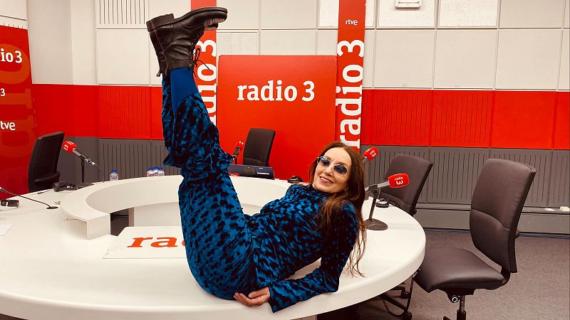 El típico programa - Luz Casal se lo permite todo