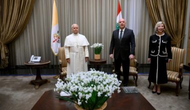 El avión de León XIV aterrizó en Líbano, segunda etapa de su viaje
