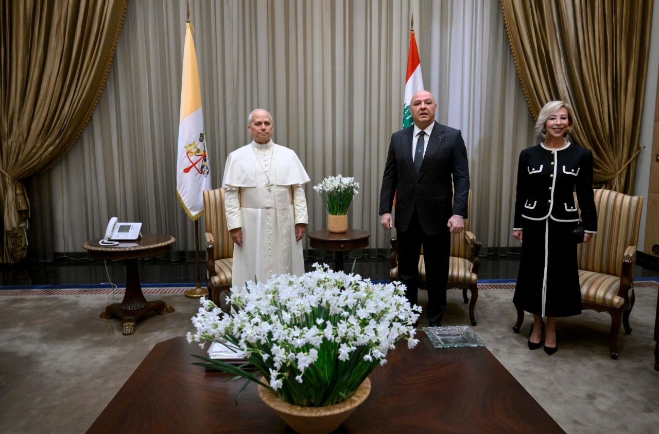 El avión de León XIV aterrizó en Líbano, segunda etapa de su viaje