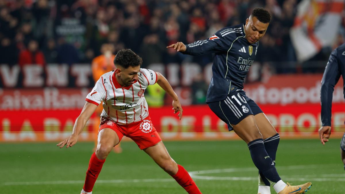 El VAR le quita con acierto un gol al Madrid por mano de Mbappé