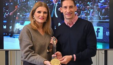 El Ayuntamiento de Salamanca rinde homenaje a Alberto Miranda tras su victoria en el Eurobasket 2025