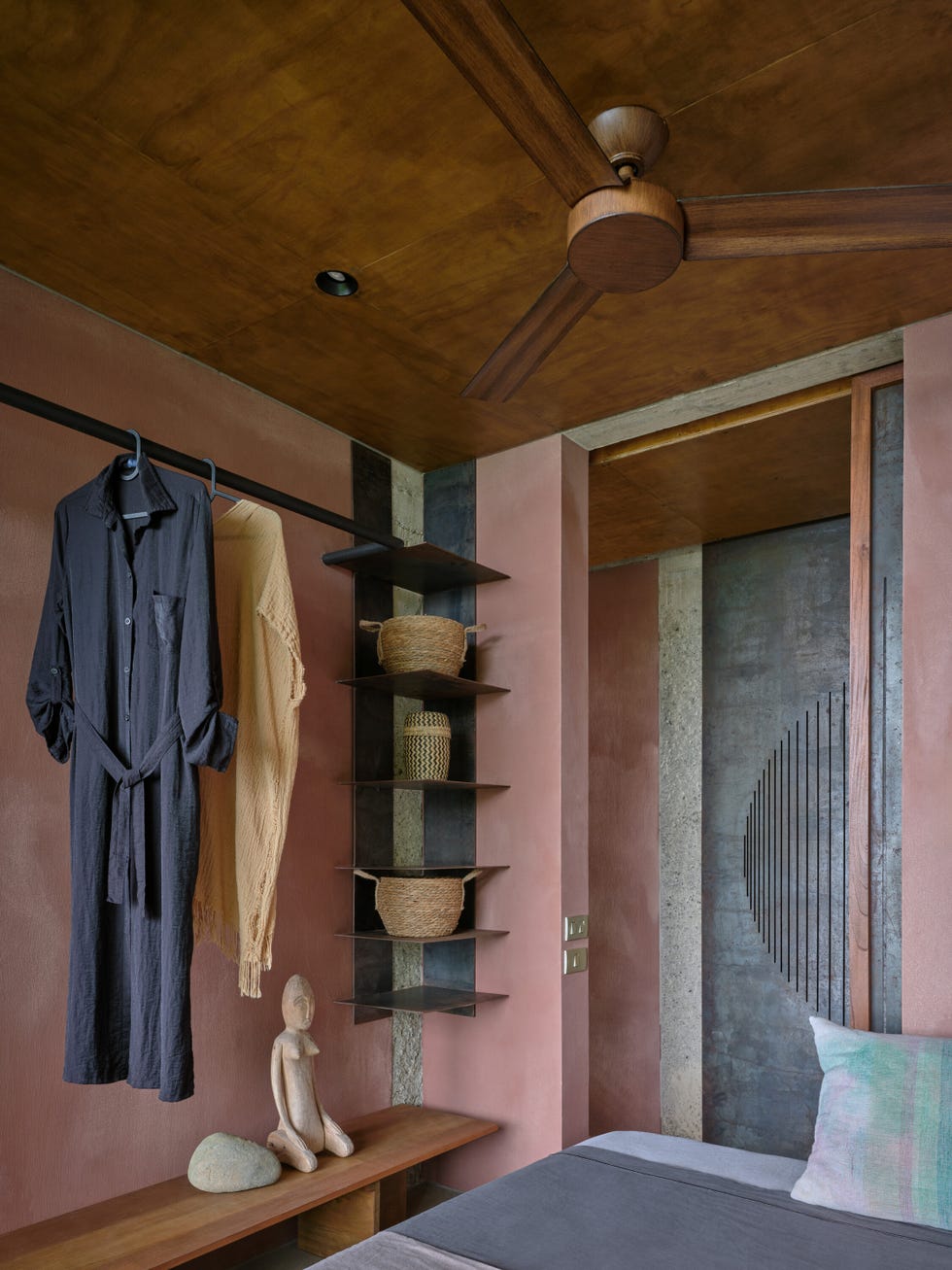 arquitecta diseno su casa en la naturaleza studio house es una vivienda sencilla en la que conviven arquitectura y paisaje