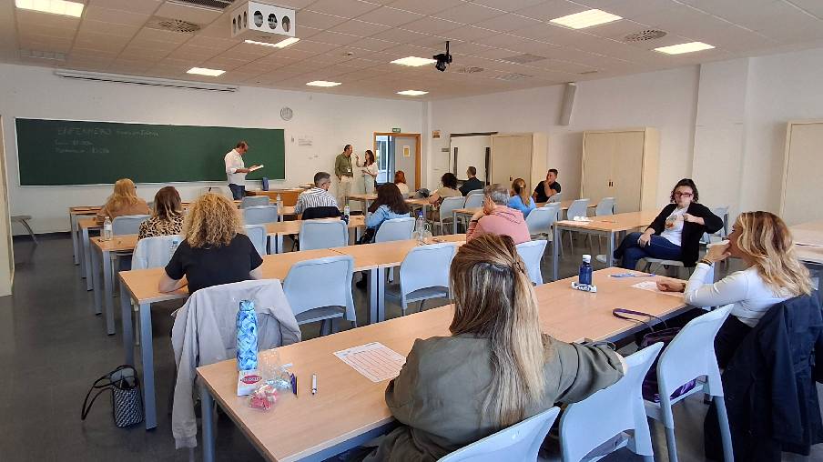 Aprobadas las listas de aspirantes que superan la fase de oposición de la OEP 2025 SAS de Enfermera/o