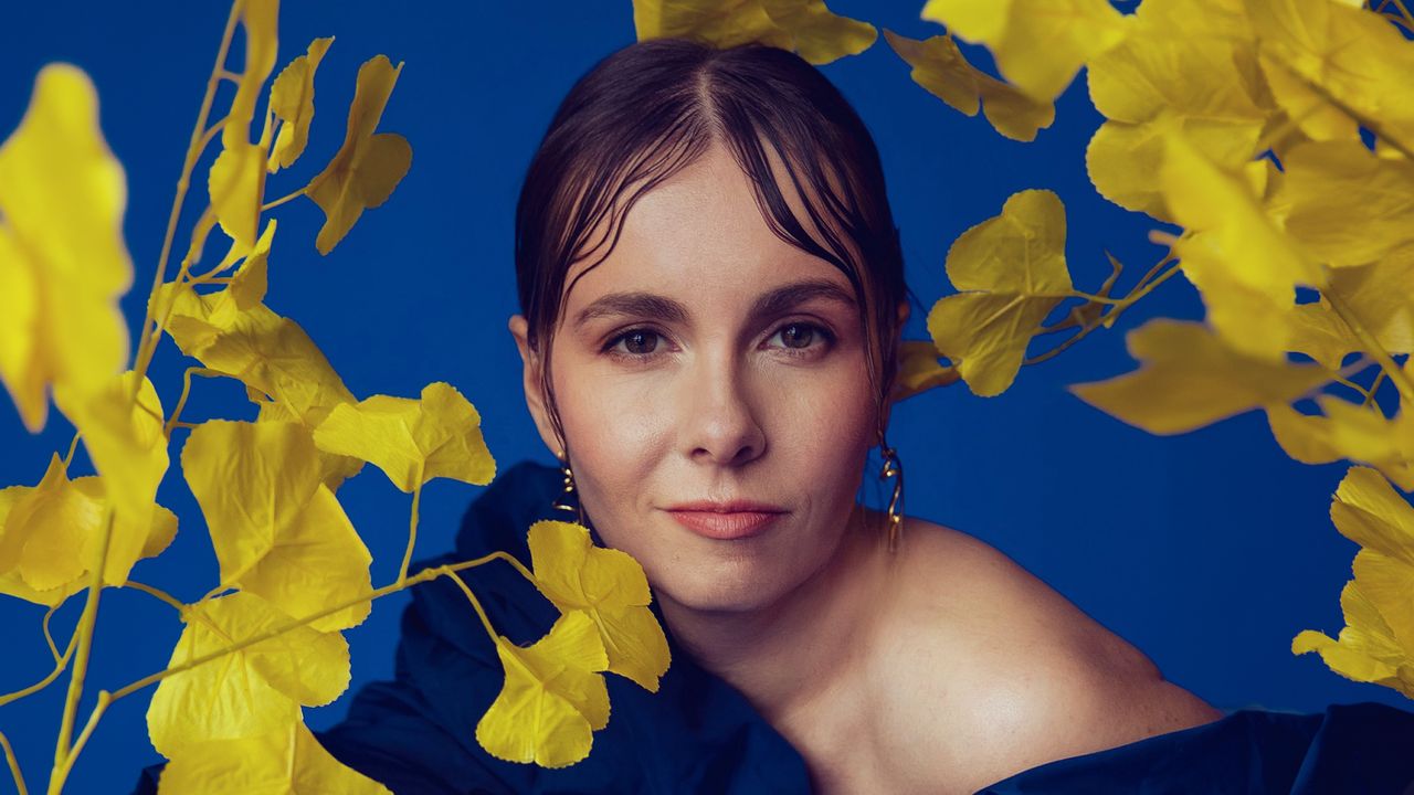 Anastasia Marchenkova, galerista de Marbella: “Aquí los clientes buscan obras que sean decorativas pero también que tengan un significado. La gente está descubriendo que el arte es un valor seguro y en alza"