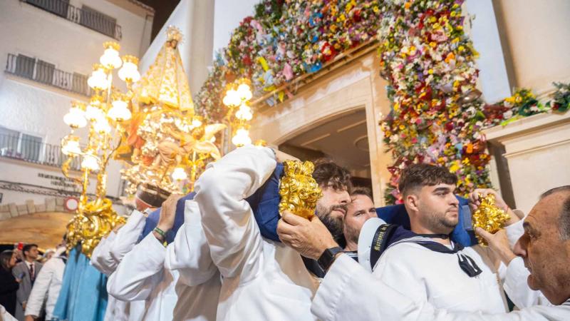 Procesión en honor a la Mare de Déu del Sofratge.