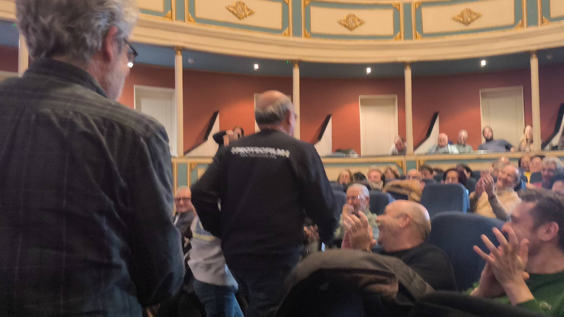 El estreno de 'La bala' llena el cine de Peñaranda