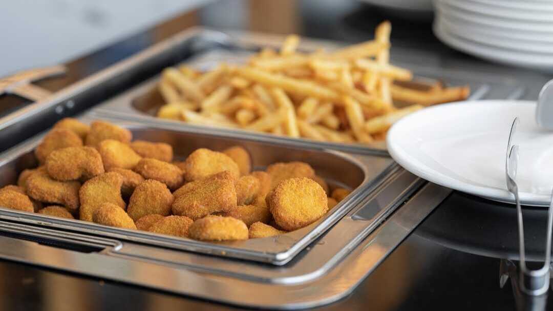 El consumo de ultraprocesados se triplica en España en últimas tres décadas, según un estudio