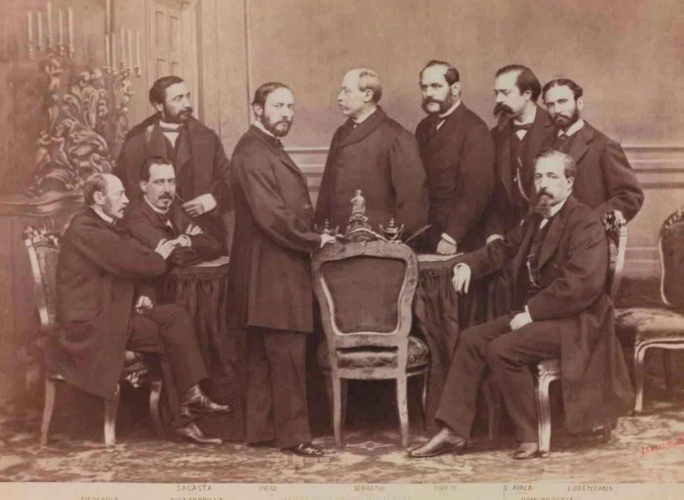 La imagen del poder a partir de un joven camerano