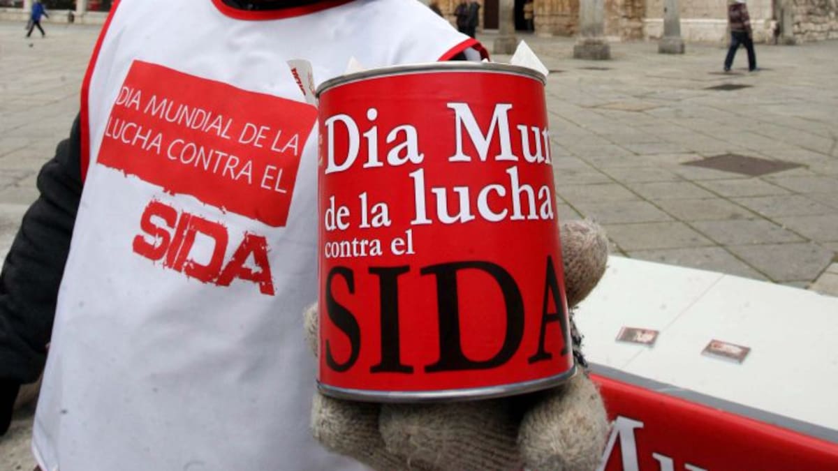 Salud insiste en la prevención, detección e impulso de la educación para prevenir las infecciones de VIH en Navarra | Sociedad