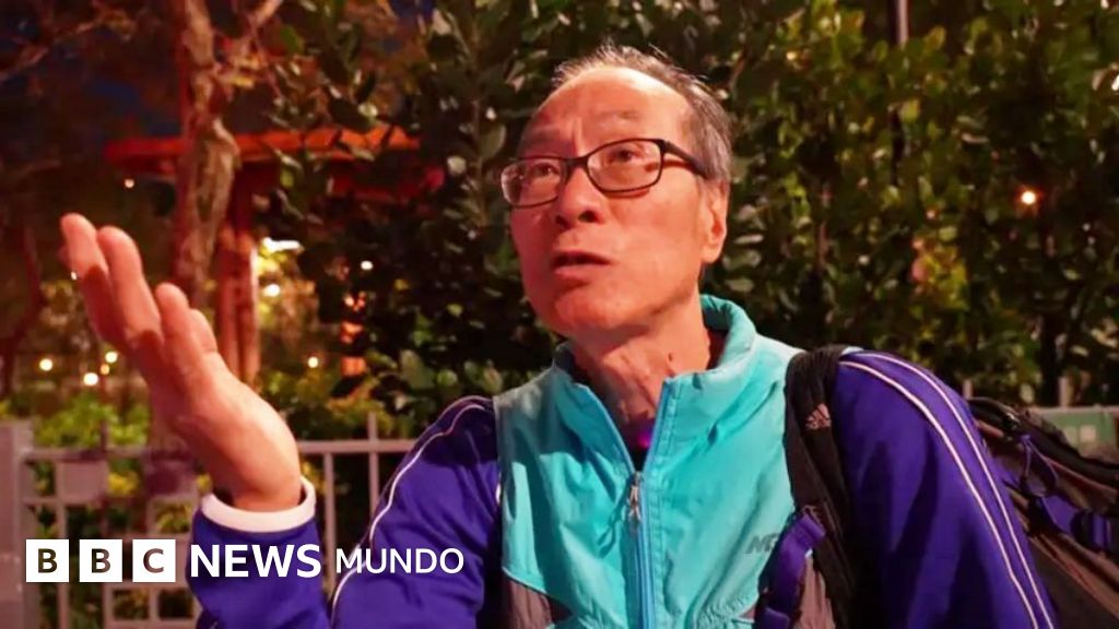 "Estoy desolado, tenía tantos vecinos y amigos allí": los dramáticos testimonios de los residentes de las torres de apartamentos de Hong Kong donde un enorme incendio dejó al menos decenas de muertos