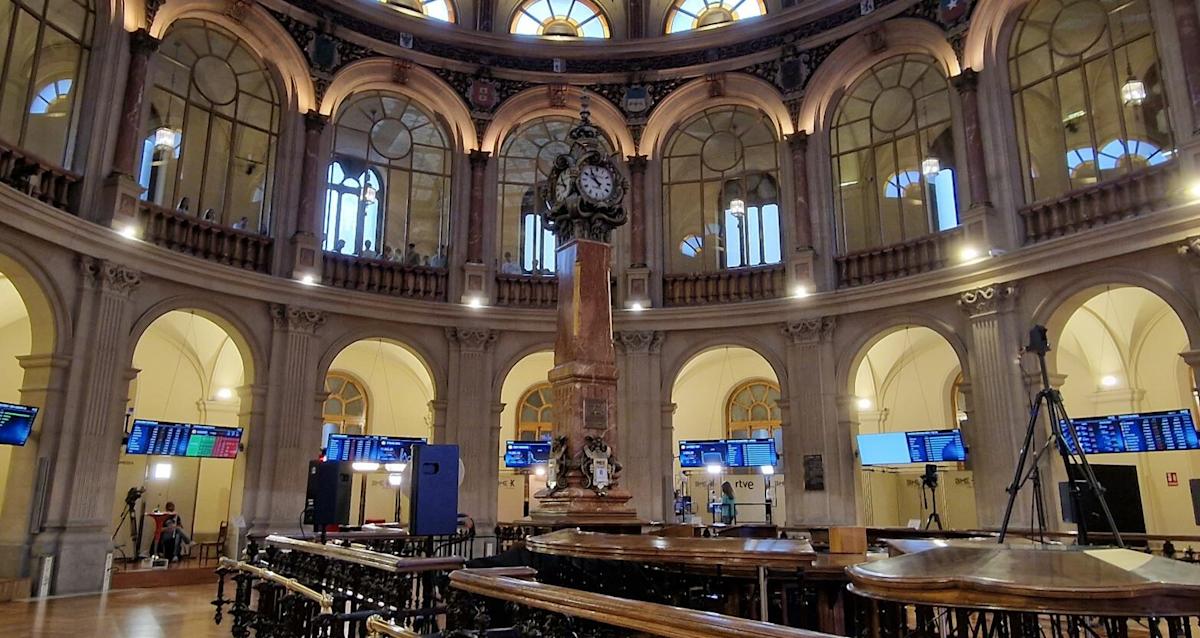 El Ibex 35 sube por tercer día seguido y ataca los 16.200 comandado por Indra y Acciona