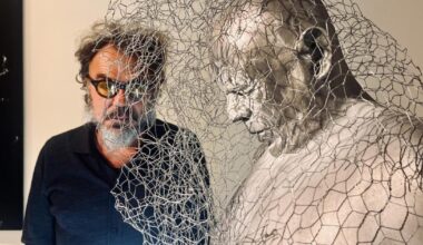 La caducidad del cuerpo, la incomunicación y la extinción, la muestra de Bernardí Roig en Barcelona