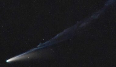 El espectacular cometa Lemmon, fotografiado desde Ibiza