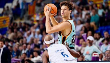 El Palmer logra su primera y sufrida victoria en un derbi eléctrico