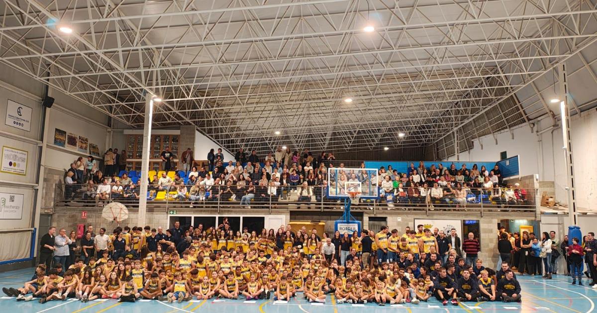 Calós se viste de gala en la pista con la presentación del CB Boscos