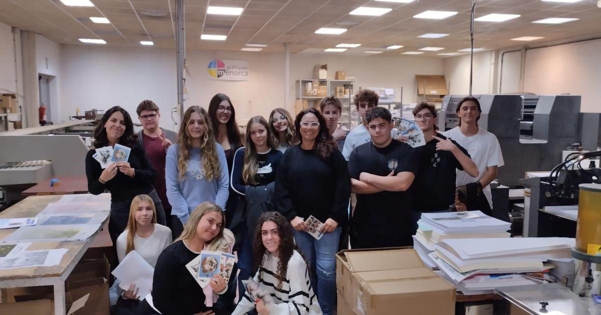 La Escola d’Art aprende cómo se hace «Es Diari»