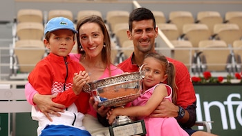 Familia ejemplar. Jelena Ristic, Novak