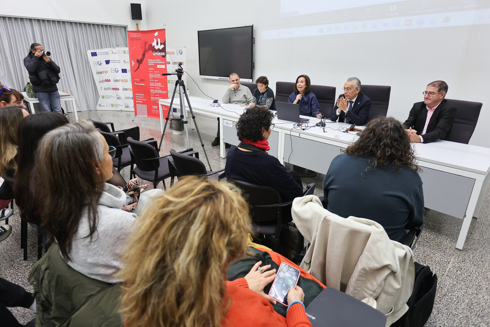 La Escuela de Arte y Superior Diseño de Burgos recibe a profesionales del sector