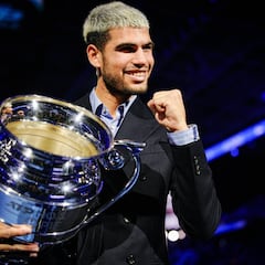 Carlos Alcaraz recibe el número 1