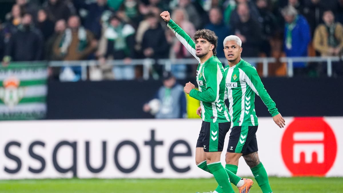 El Betis logra un triunfo con dedicatoria especial a Isco ante el Utrecht (2-1) | Fútbol