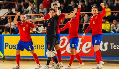 España aprueba con nota en Italia