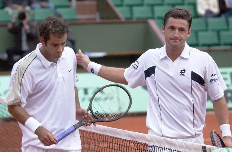 Andrea Gaudenzi, como jugador: fue 18° del mundo en 1995 y venció a Pete Sampras en Roland Garros 2002