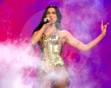 Dua Lipa ha presentando más de 50 covers durante toda la gira. FOTO: GETTY
