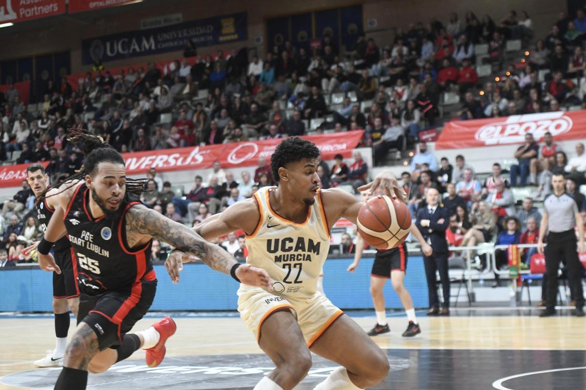 Lee Aaliya, del UCAM Murcia, durante el partido ante el Start Lublin.