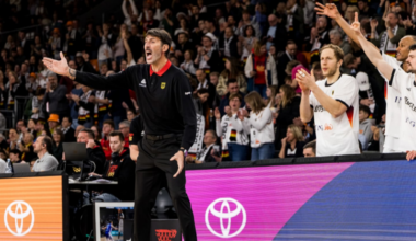 Mumbrú celebra su vuelta con Alemania: “Me siento de nuevo entrenador”