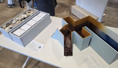 la exposición que muestra una reflexión entre el pasado y el presente del hospital de Salamanca