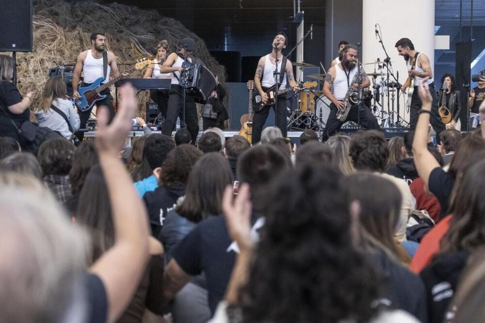 Y que a La M.O.D.A. le quiten lo 'bailao' - Diario de Burgos