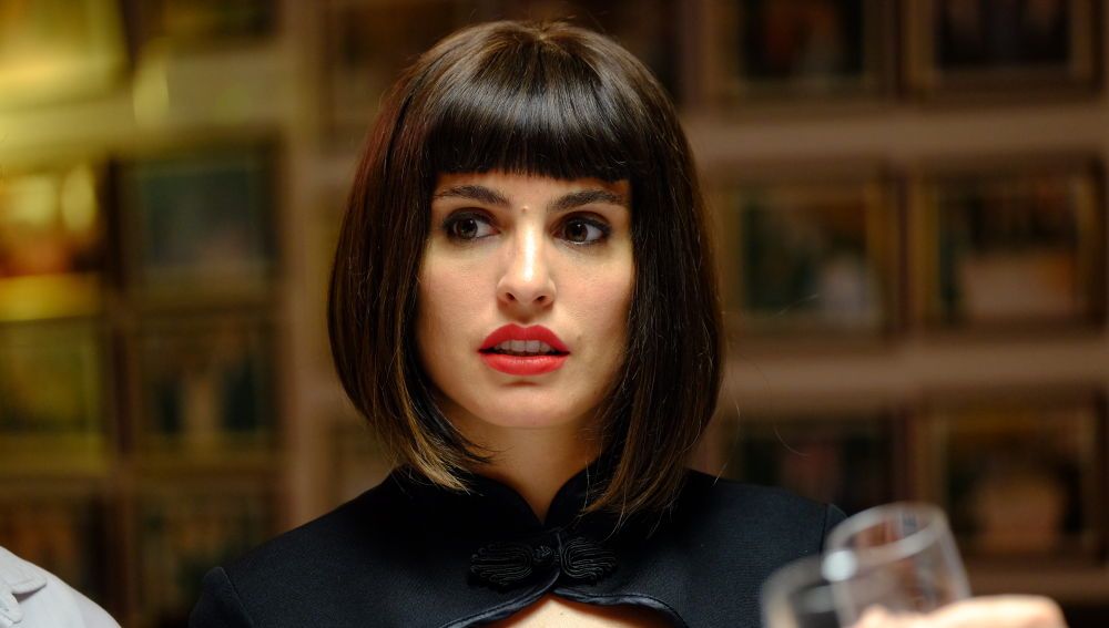 Verónica da vida a Carol en 'Apaches'