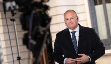 Tellado lamenta en TVE que la televisión pública que pagan todos los españoles hable de “golpismo judicial”: “Es una utilización política de los medios públicos”