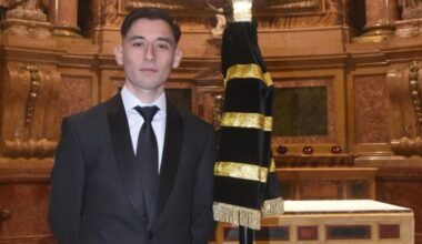 David Alonso Cuesta, artista coresino y autor del monumento dedicado a Ramón Álvarez.