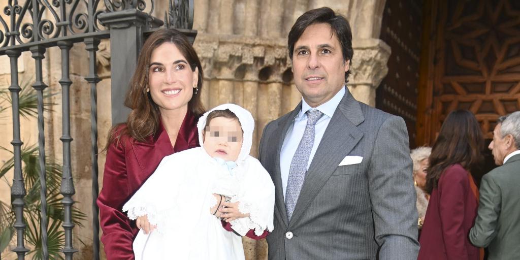 Primeras imágenes del bautizo del hijo de Francisco Rivera y Lourdes Montes