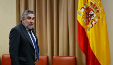 Uribes defiende la gestión del Gobierno en la crisis de La Vuelta: “Se olvida que ha habido sanciones”