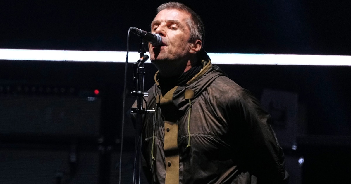 Liam Gallagher llegó a la Argentina para los shows de Oasis: el gesto con un fan y la eterna pelea con su hermano Noel