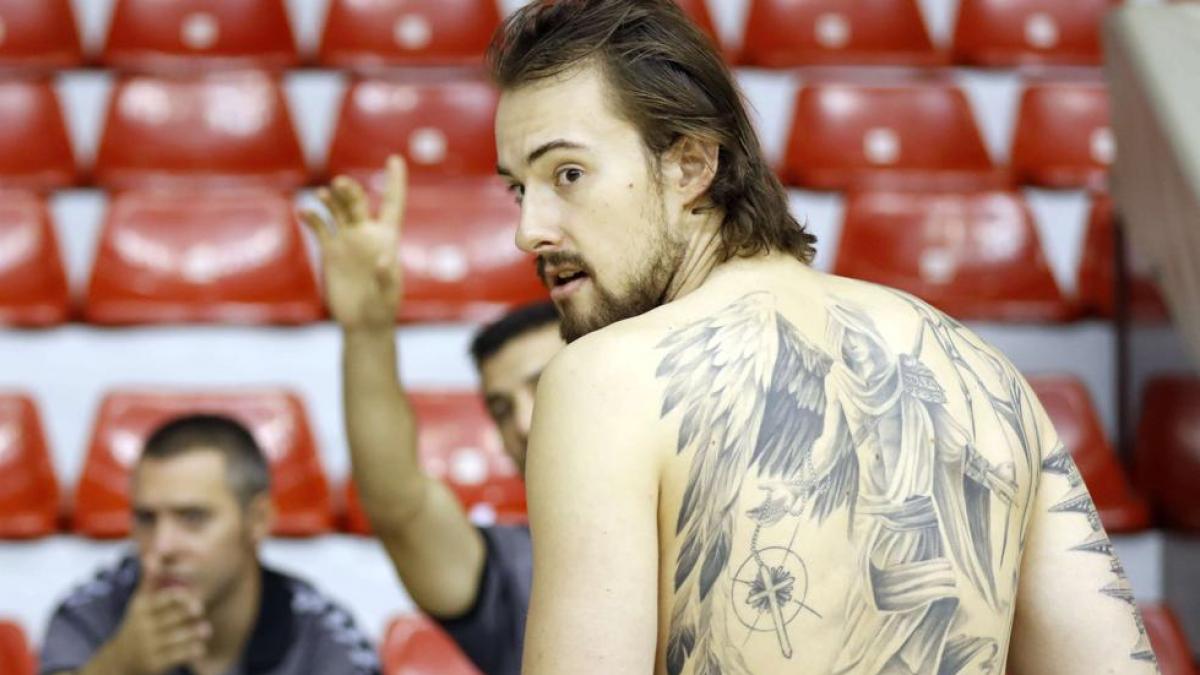 "A mí se me culpa por todo. La próxima tormenta es también mi culpa y si pinchas la rueda de tu coche, no te preocupes, que es culpa mía"