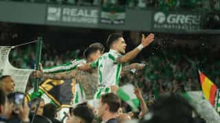 Bartra 'responde' a Caparrós sobre el Sevilla - Betis: "Muy orgulloso de que hayan cambiado las cosas"
